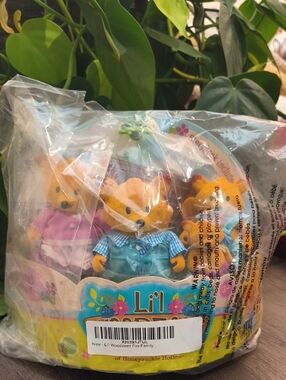Lil Woodzeez Tippytail Fox Family 5 Figures & Book NWT